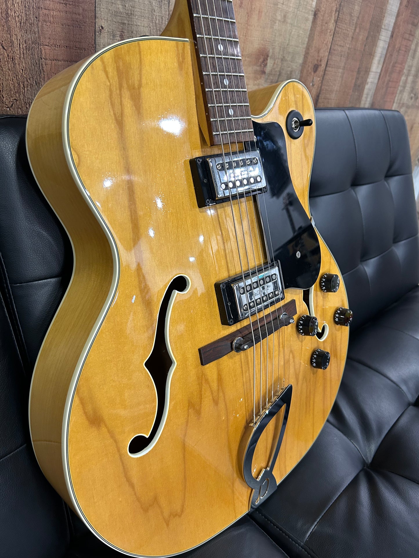DeArmond X145 Guitar (USED)