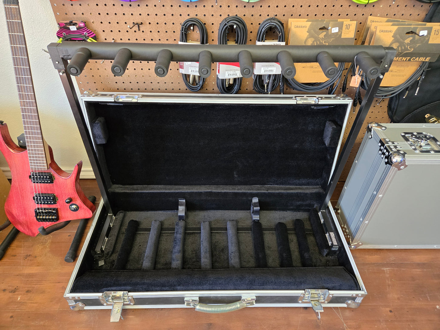 Roadrunner Road Case Multi- Guitar stand (Used)