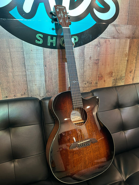 Alvarez Artist Folk/OM Guitar Acoustic/Electric Shadow Burts with Cutaway