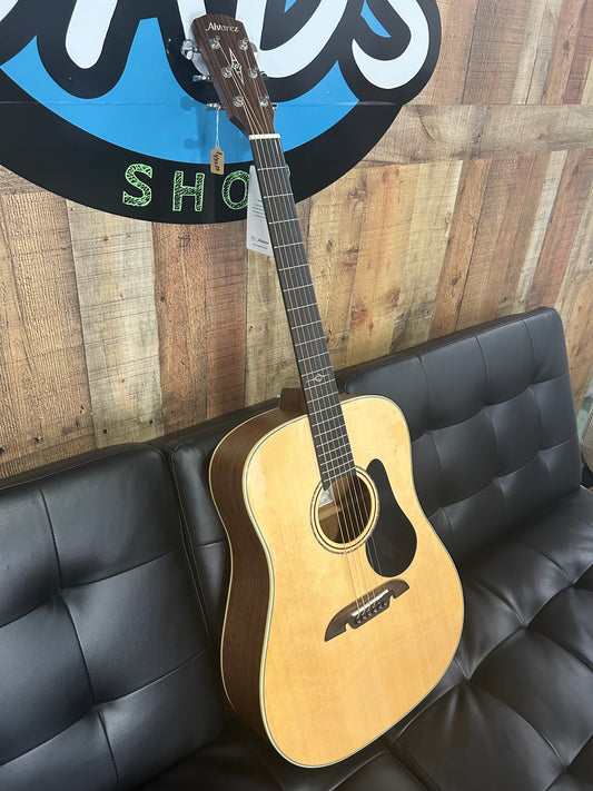 Alvarez Acoustic Guitar AD60