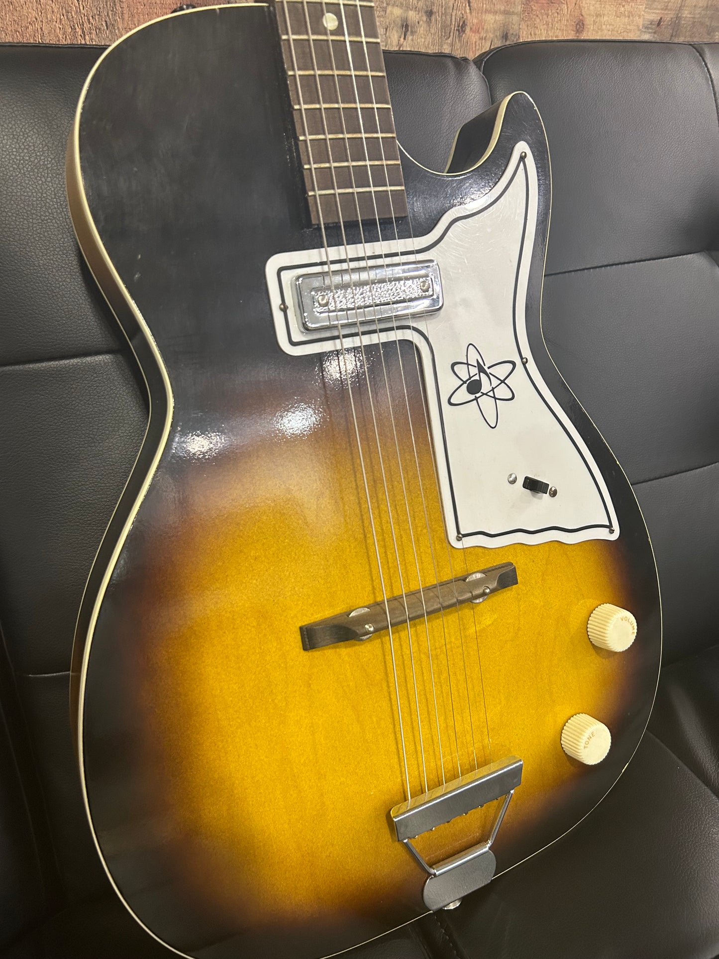 Harmony Stratatone Guitar