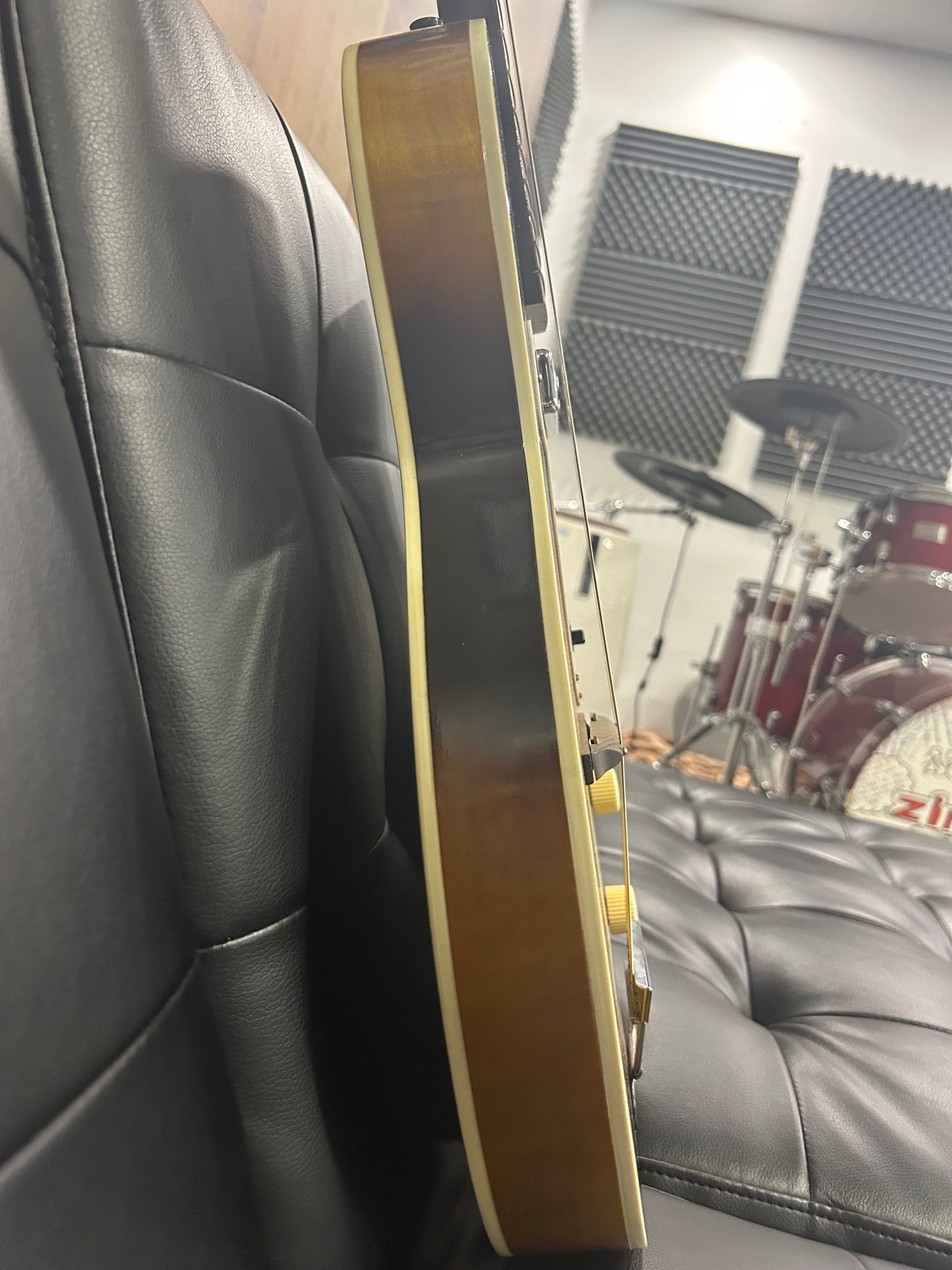 Harmony Stratatone Guitar