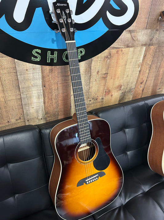 Alvarez Regent Dreadnaught Sunburst