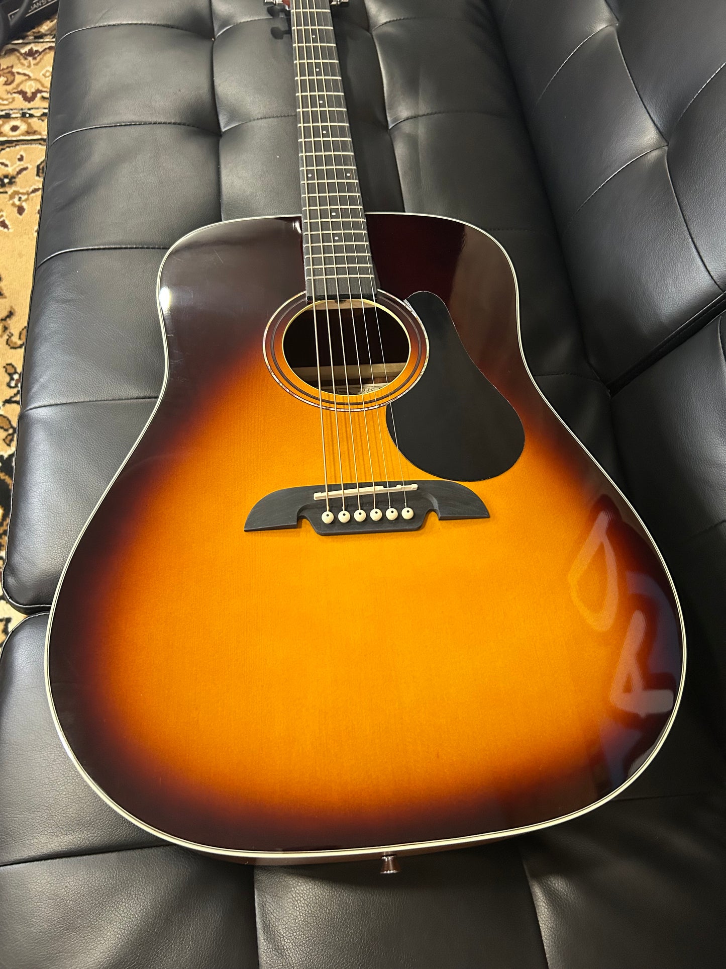 Alvarez Regent Dreadnaught Sunburst