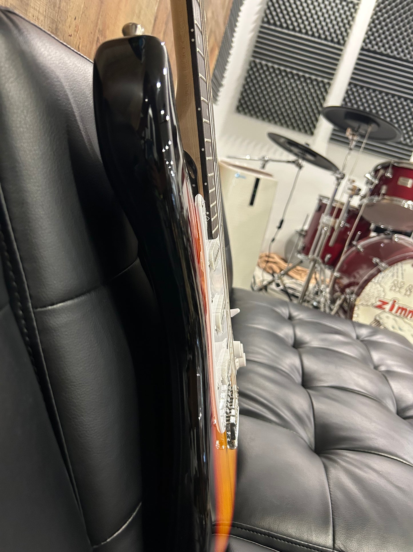 Austin Classic Double Cutaway, Sunburst