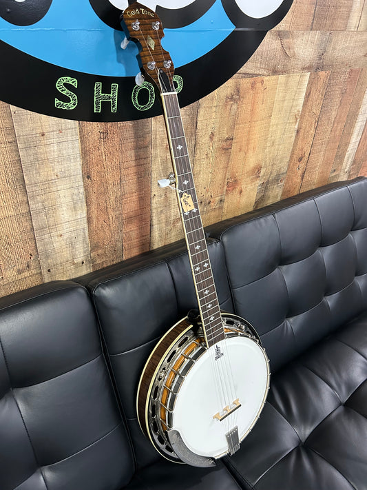 Gold Tone 5 string Banjo (USED)