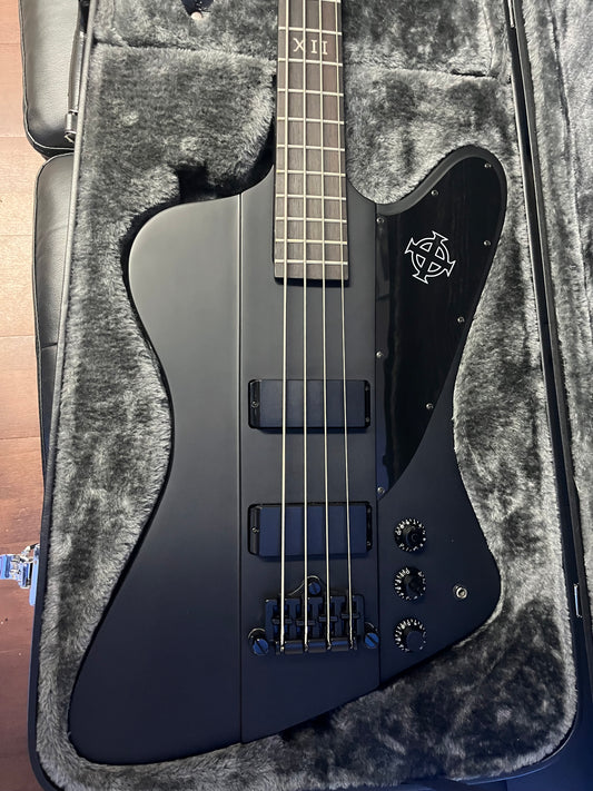 Epiphone Goth Thunderbird IV Bass Guitar (USED)