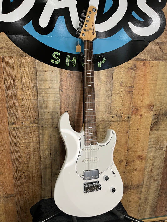 Yamaha Pacifica Standard Plus Electric Guitar (USED)