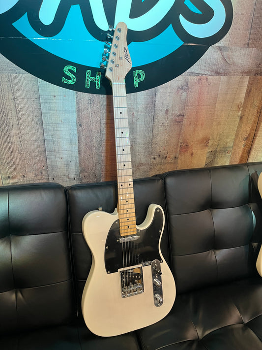 Austin Tele Single Cutaway, White - String Thru