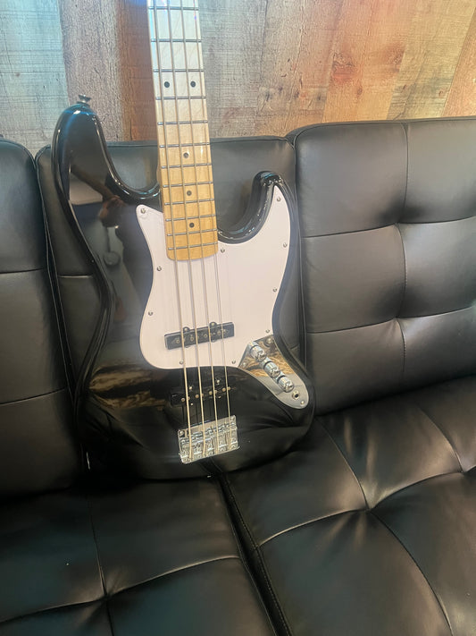Austin Classic Double Cutaway Bass, Black