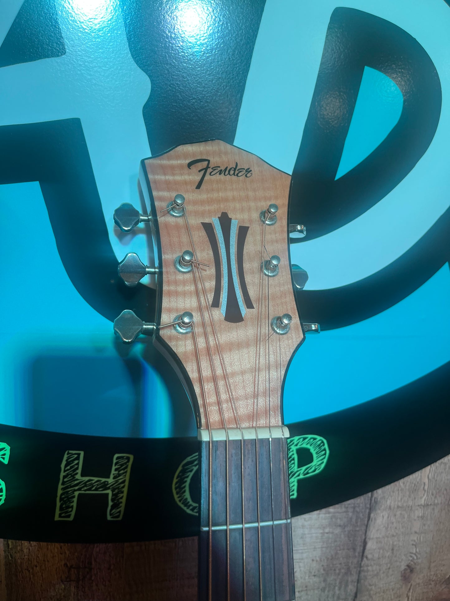 Fender Acoustic / Electric Guitar T - Bucket 400 CE